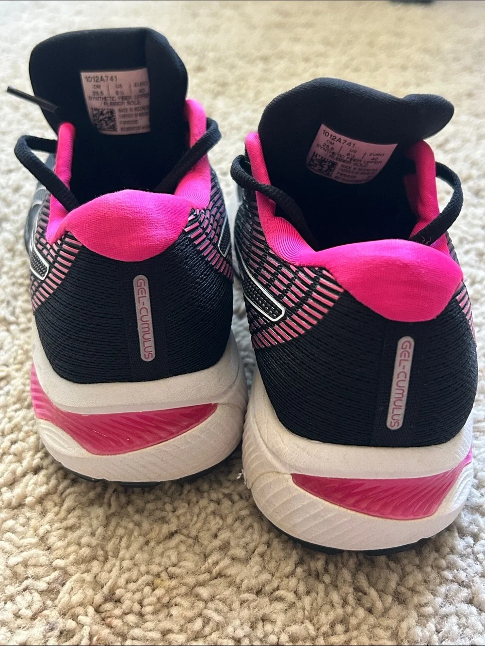 Asics Women's Black & Hot Pink Running Sneakers Gel Cumulus